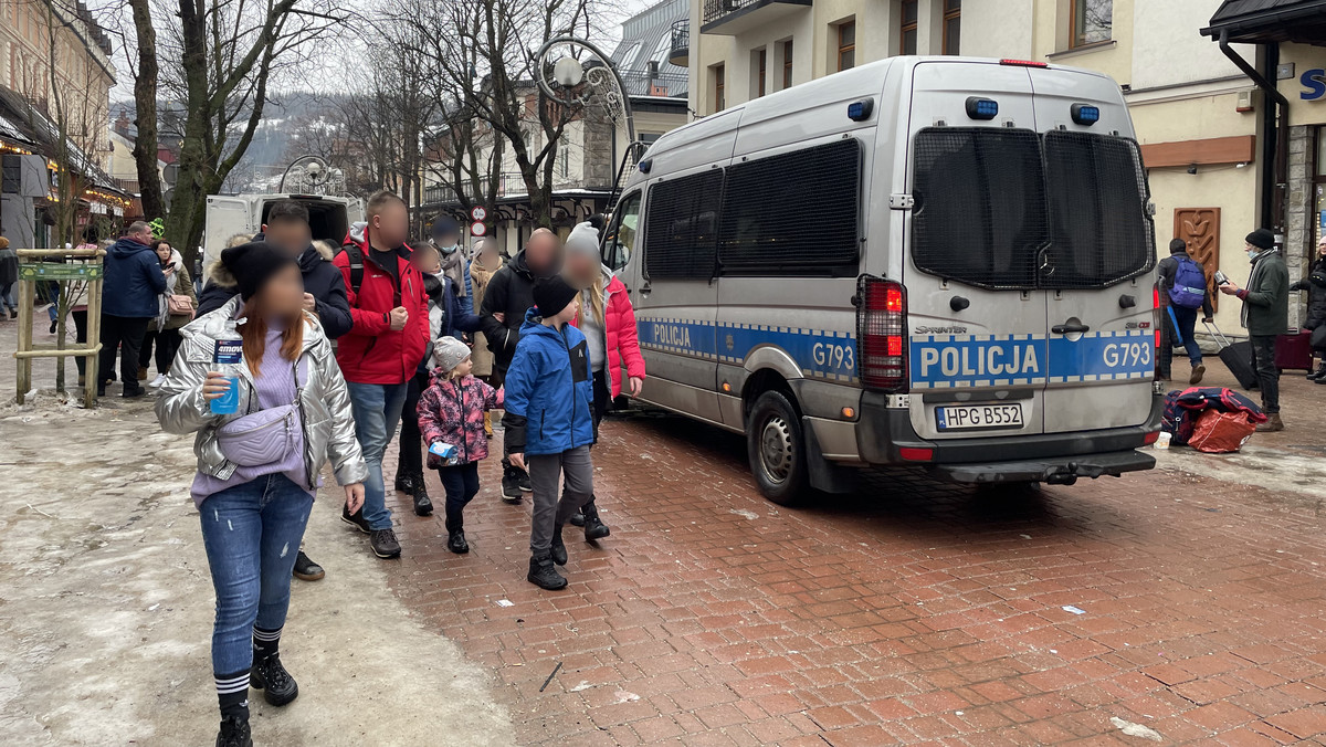 Brutalna bójka nastolatek w Zakopanem. Nikt nie zareagował