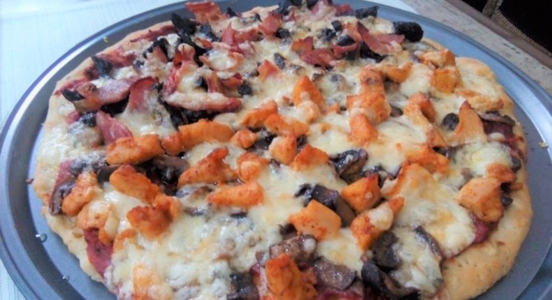 Recipe with a Pulselive twist: Chicken/Mushroom pizza and Beef/Bacon pizza