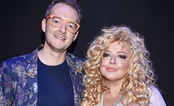 Syn Magdy Gessler o relacji z mamą: Nie miała czasu na wychowywanie dzieciaków. Mieliśmy wiele lat rozłąki