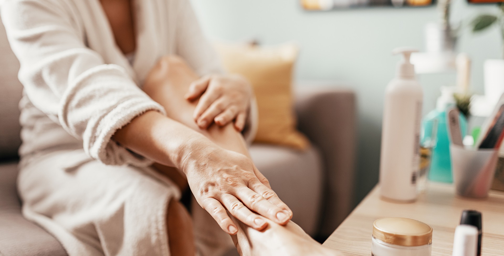 Rissige Fersen im Sommer – das kannst du tun