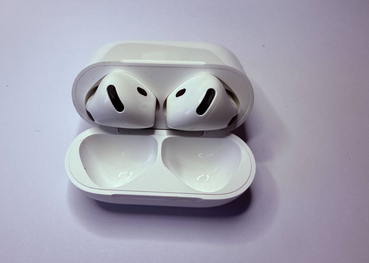 Apple Air Pods 4