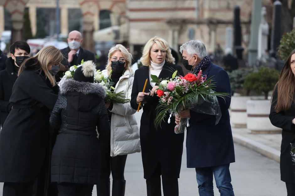 Novo groblje sahrana Ksenija Vučić