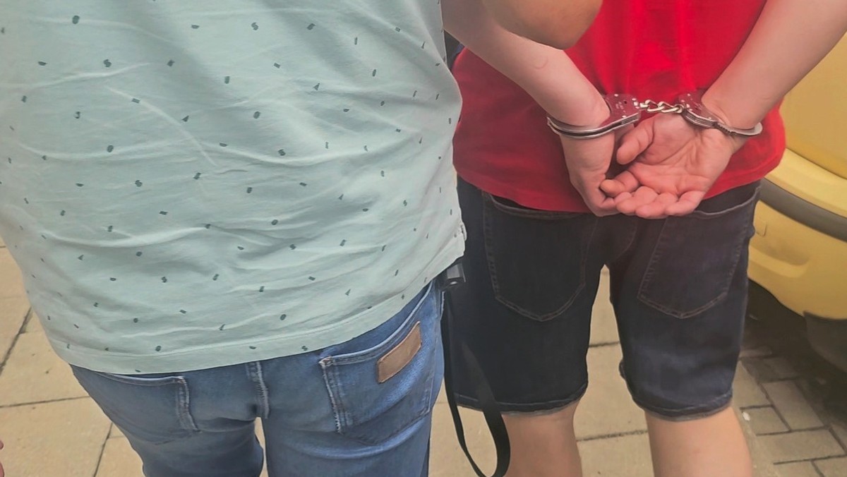 Białystok: 36-latek aresztowany po znalezieniu 8 kg amfetaminy w piwnicy [Źródło: Onet]