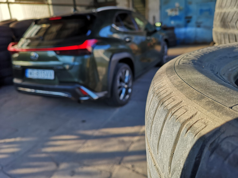 Lexus UX 200 F Sport