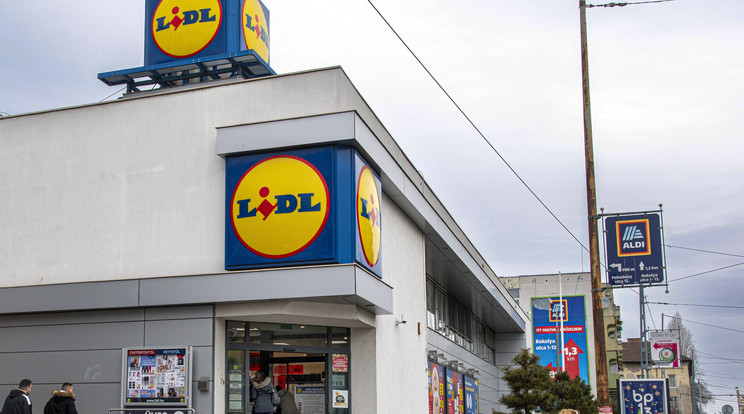 Az ALDI után a Lidl is nagy árcsökkentésbe fogott /Fotó: MTI/MTVA/Bizományosi: Róka László