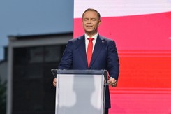 Debata jednego kandydata w Końskich. 'Nawrocki debatuje z Batyrem'