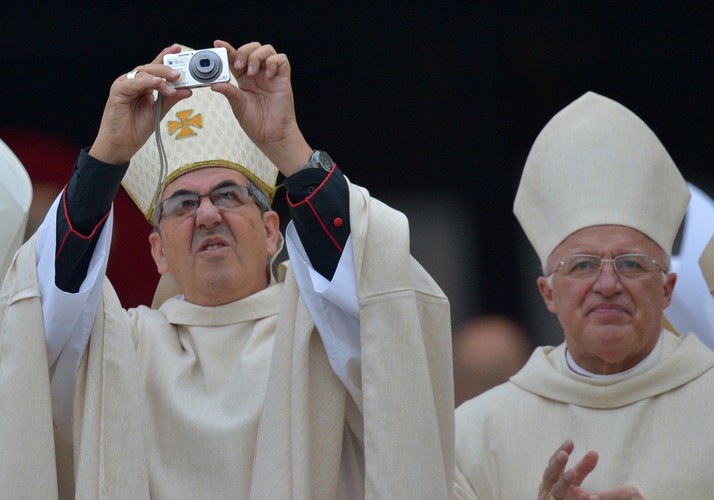 Kardynałowie przed mszą kanonizacyjną. Fot. PAP/Radek Pietruszka