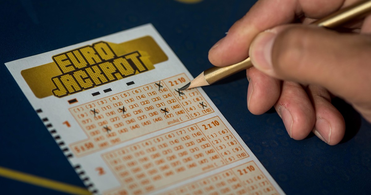 Zgarnął 120 mln euro, ale nie spieszył się po pieniądze. "Był bardzo powściągliwy"