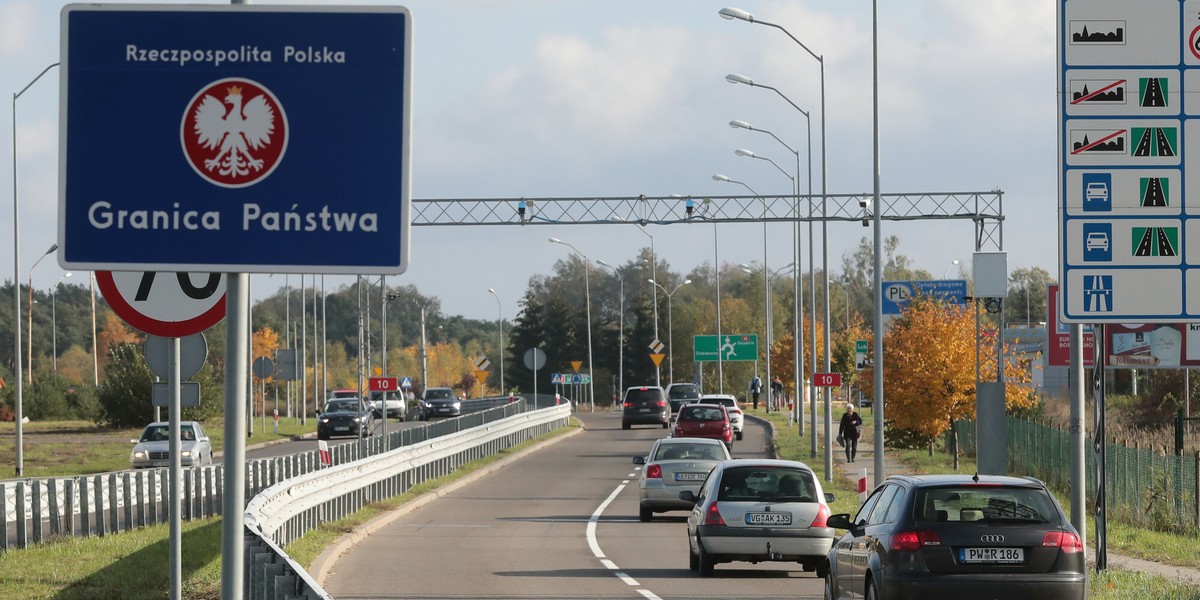 Z obowiązku odbycia kwarantanny zwolnieni będą m.in. członkowie kadry narodowej polskich związków sportowych i członkowie sztabu szkoleniowego, którzy wracają z zawodów organizowanych przez międzynarodową federację sportową.