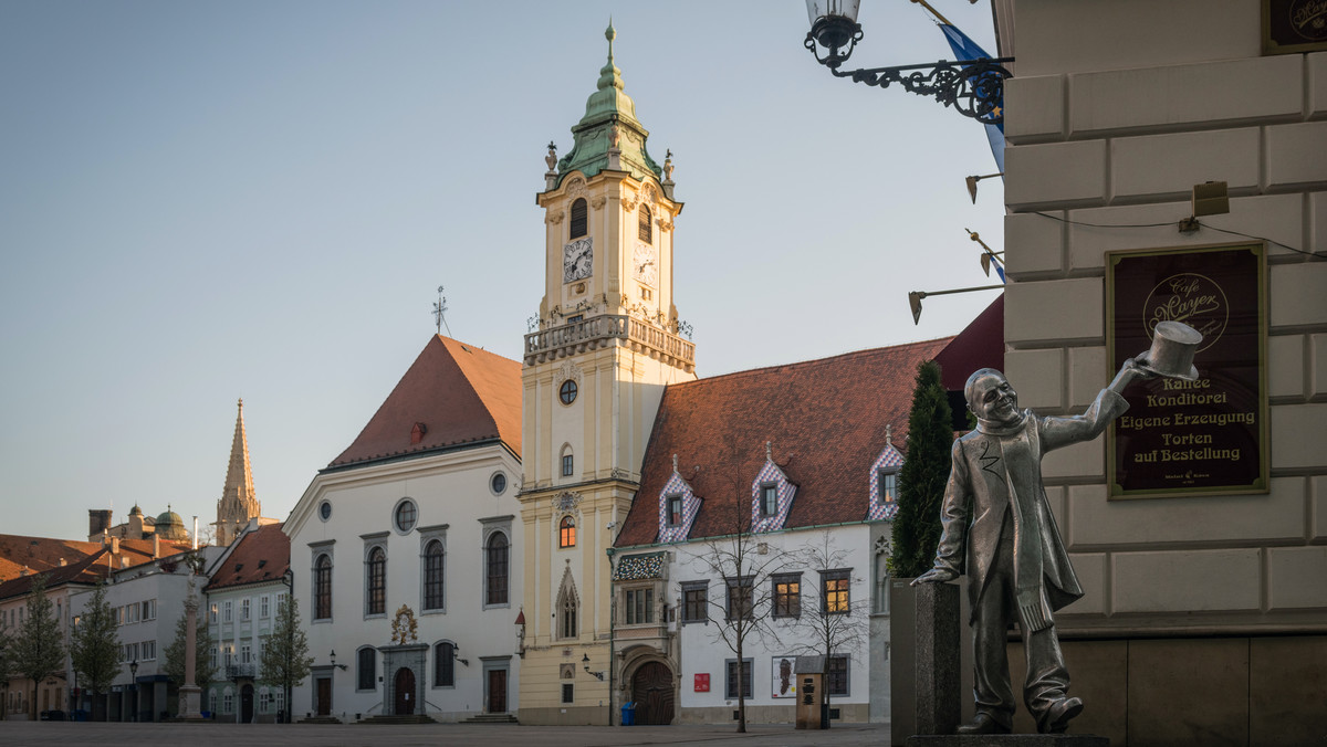 Słowacja. Rząd wprowadza stan wyjątkowy i lockdown. Co to oznacza dla turystów?