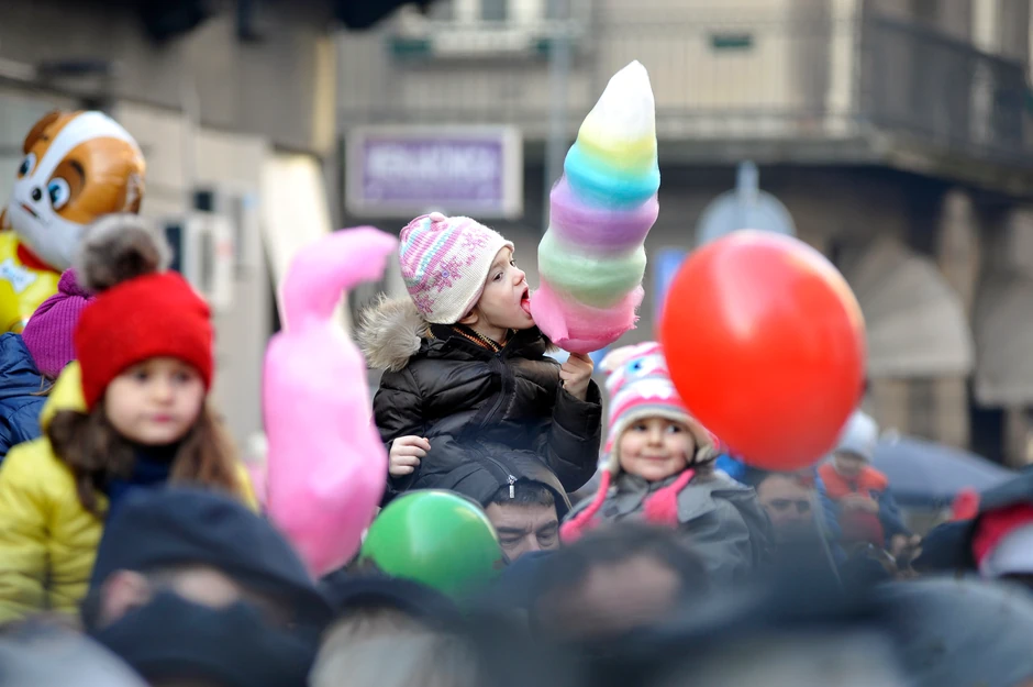 Mališani uživali u slatkišima