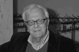 Zmarł Andrzej Łapicki - jeden z najwybitniejszych polskich aktorów