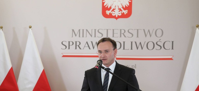 "Leki na zmianę płci"? Prokuratura nie znalazła dowodów na doniesienia RPD