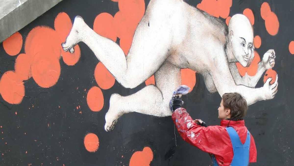 Siedem wielkoformatowych murali w wykonaniu polskich i zagranicznych twórców powstanie na ścianach katowickich kamienic podczas organizowanej po raz drugi imprezy ulicznej - Katowice Street Art Festival. W programie będą też warsztaty z graffiti i koncerty.