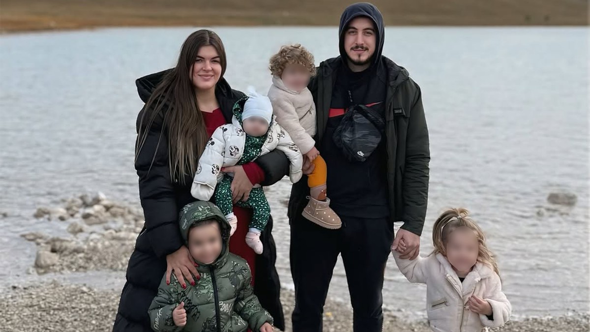 Nina Babić sa mužem i decom