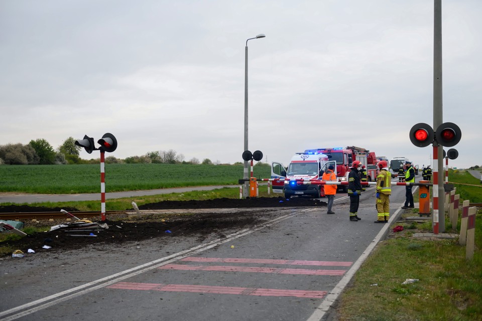 Wypadek na przejeździe kolejowym