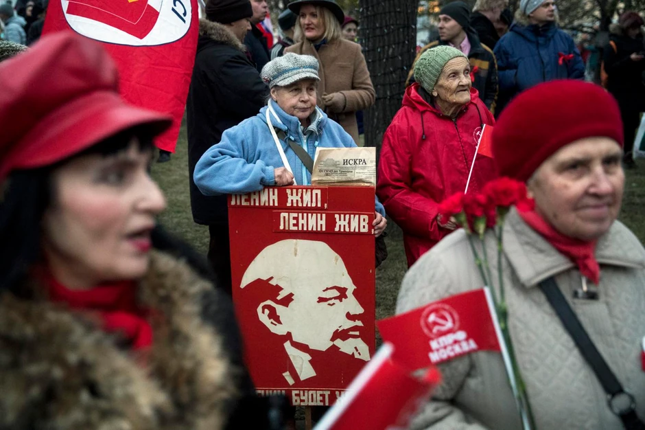 Parada koju su organizovali poštovaoci Boljševičke revolucije