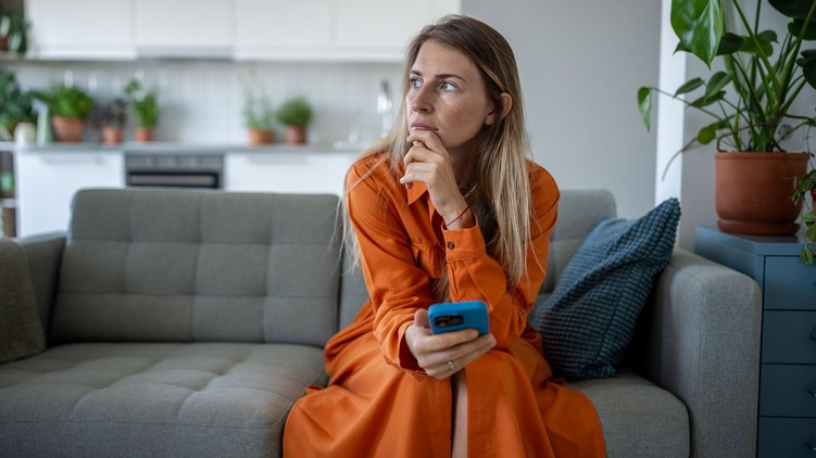 szorongás fél telefon hívás