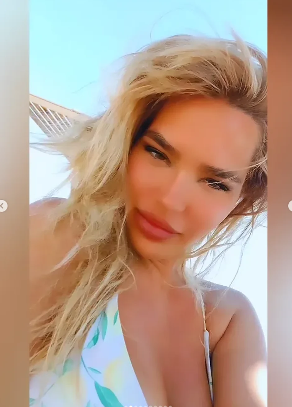 Ćerka od Jami uživa