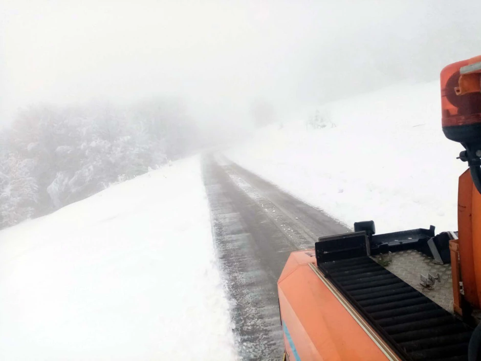 Smetovi na Goliji visoki metar i po