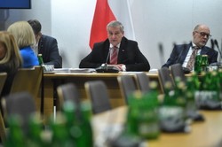 "Tuba po granatniku"... wystrzeliła. Ujawniono protokół z obrad komisji ws. eksplozji w KGP