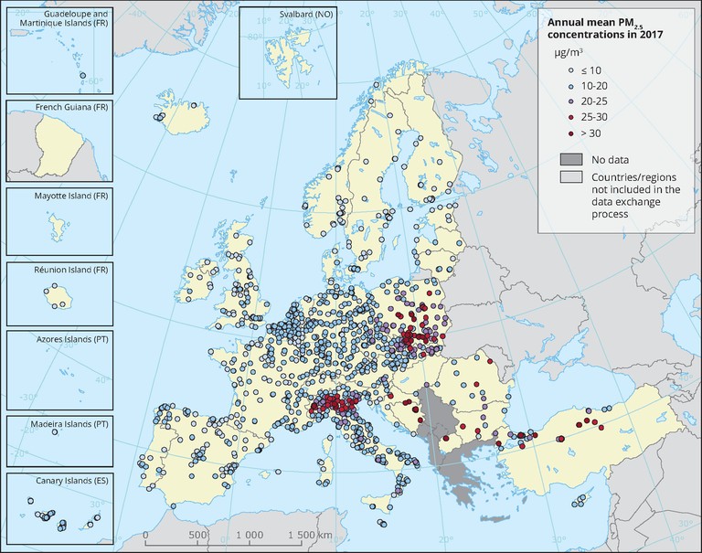 Średnioroczne wyniki stężeń pyłu PM 2.5. Dane za 2017 r.