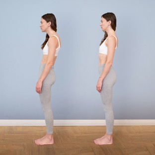 Szabaduljon meg a görnyedéstől 2 hét alatt – falnál végezhető gyakorlatokkal, gépek nélkül