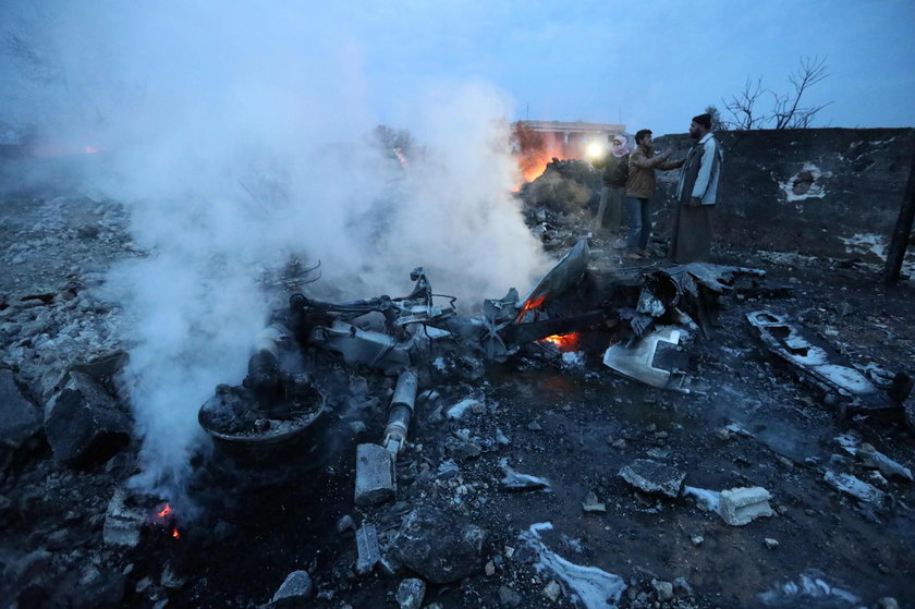 Sarqeb, Syria. Rebelianci zestrzelili rosyjski samolot szturmowy Su-25