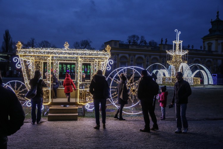 V Królewski Festiwal Światła w Wilanowie (11)
