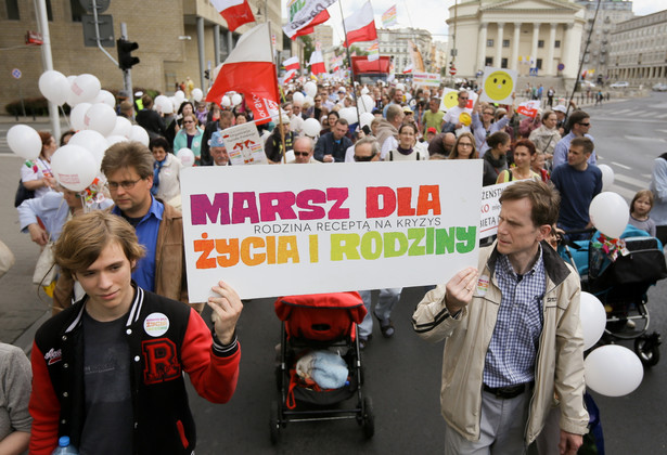 Marsze dla Życia i Rodziny w 120 miastach Polski