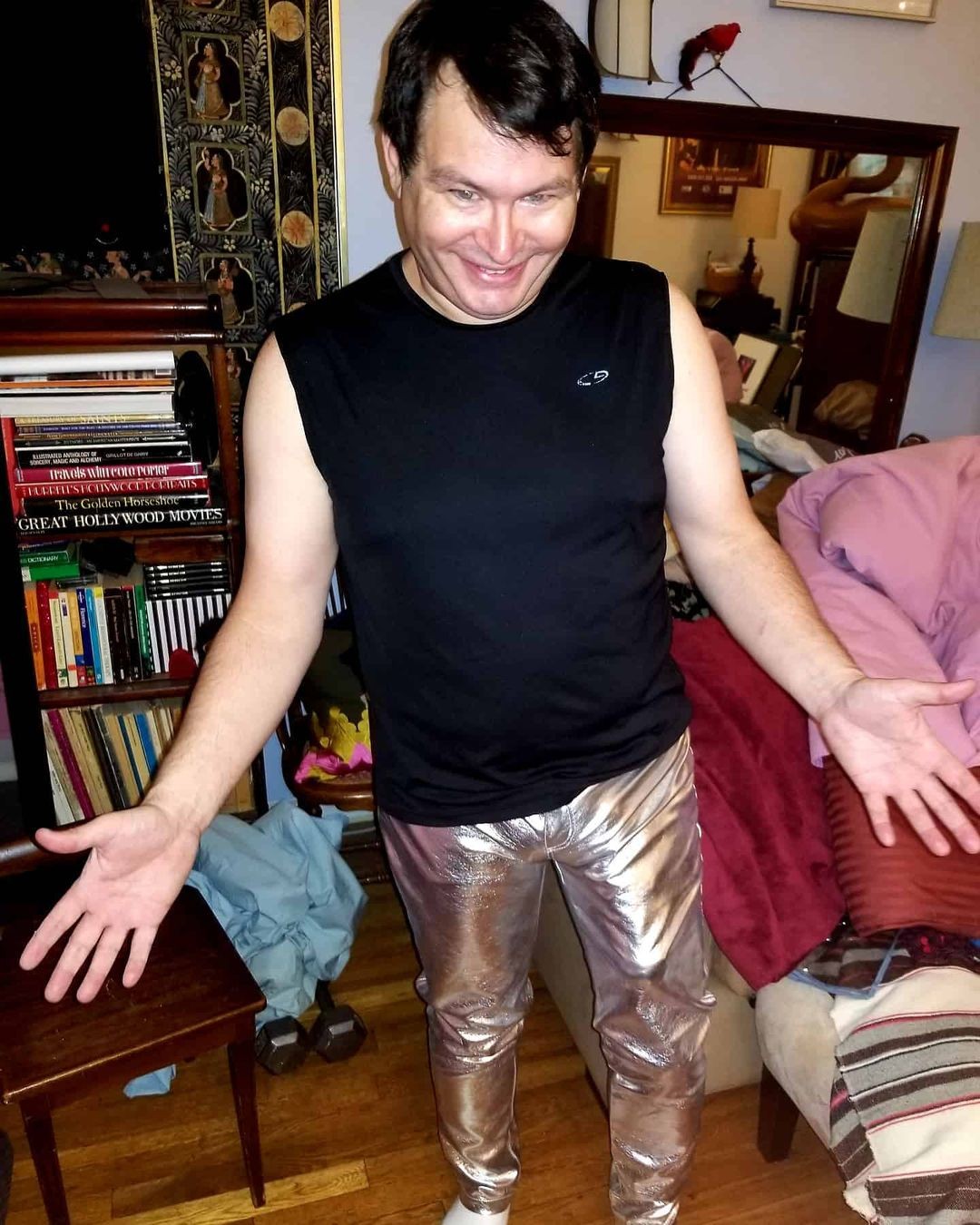 Newyorčan Jonah Falcon o sebe vyhlasuje, že má najväčší penis na svete.