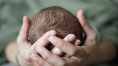 Żółtaczka u noworodków — fizjologia czy powód do niepokoju?