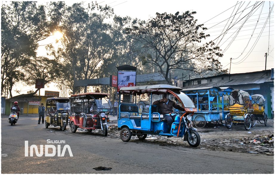 Tuk-Tuki - popularny środek transportu w Azji południowej