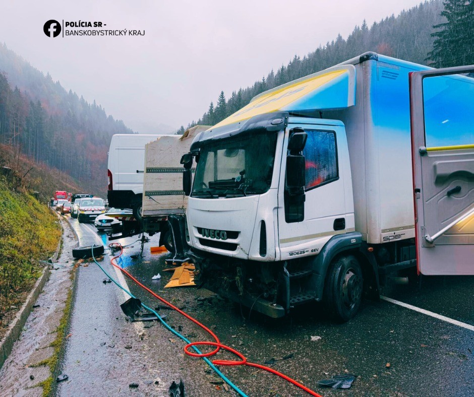 Na Donovaloch došlo k vážnej nehode.