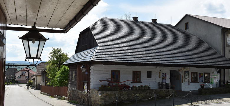 Wójt Lanckorony oburzony zachowaniem turystów. "Szanujmy się nawzajem"