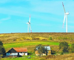 Polityka energetyczna, czyli jak w Polsce walczy się z wiatrakami