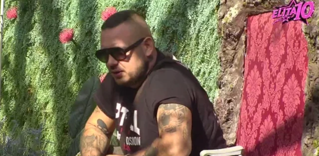 CAR MORA U INVALIDSKA KOLICA! Žalio se u Rajskom vrtu, pa doneo odluku ko će mu pomagati