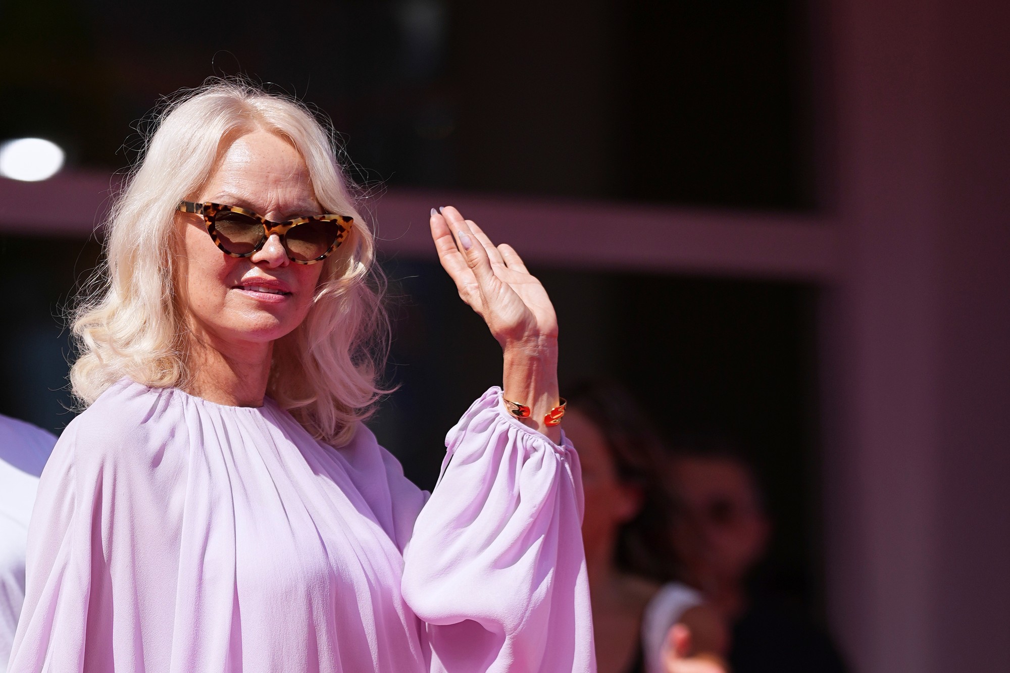 Herečka Pamela Anderson v Benátkach.