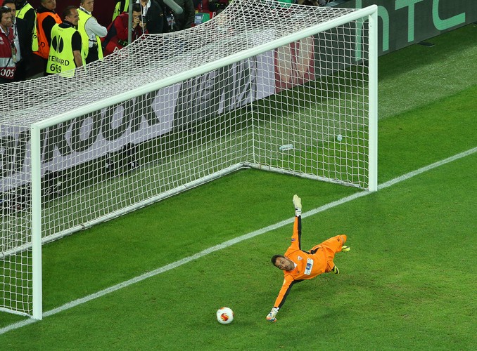 Beto bohaterem finału. Tak Sevilla sięgnęła po puchar