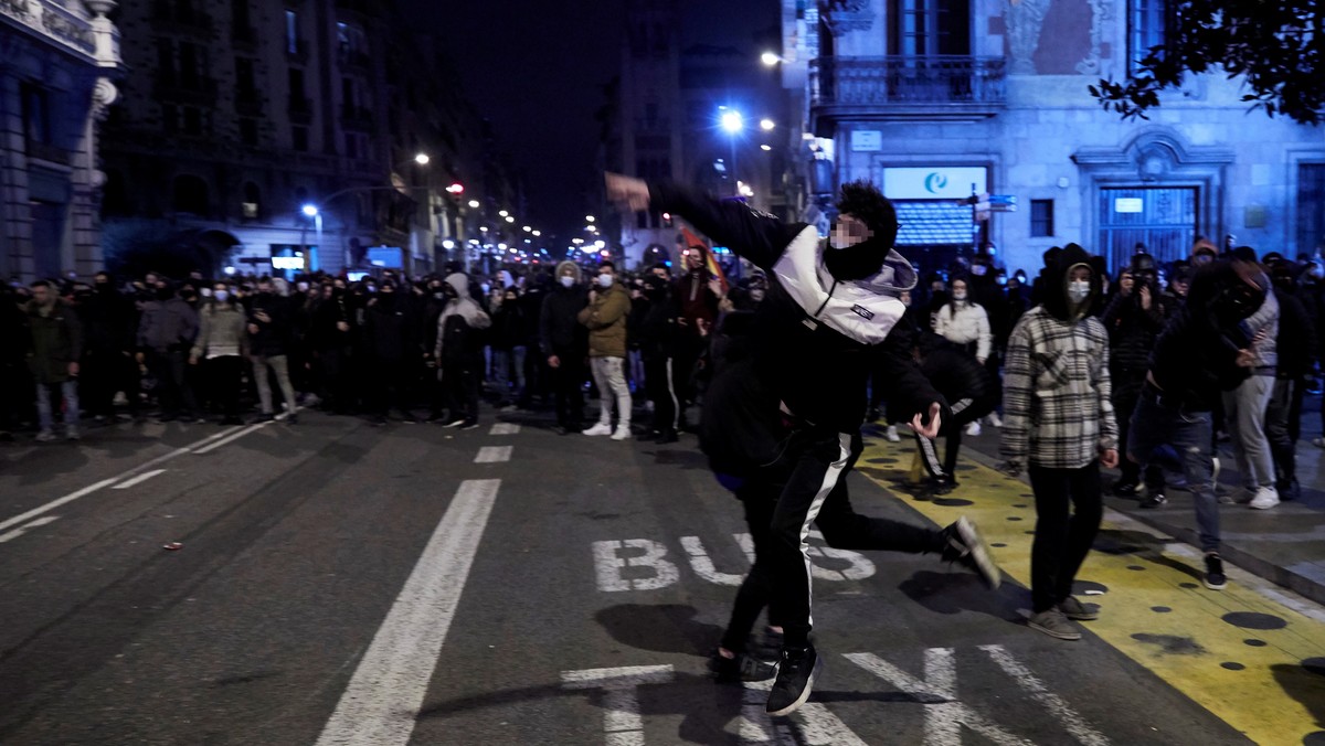 W Barcelonie 8 tys. osób domagało się uwolnienia rapera