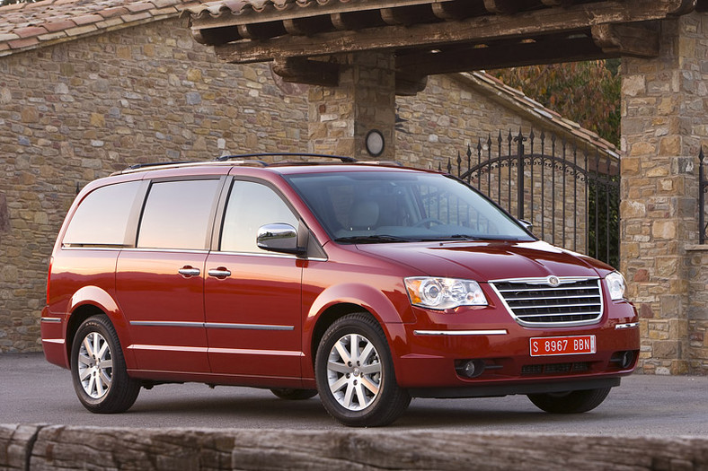 Chicago 2008: Volkswagen Routan z amerykańskimi korzeniami