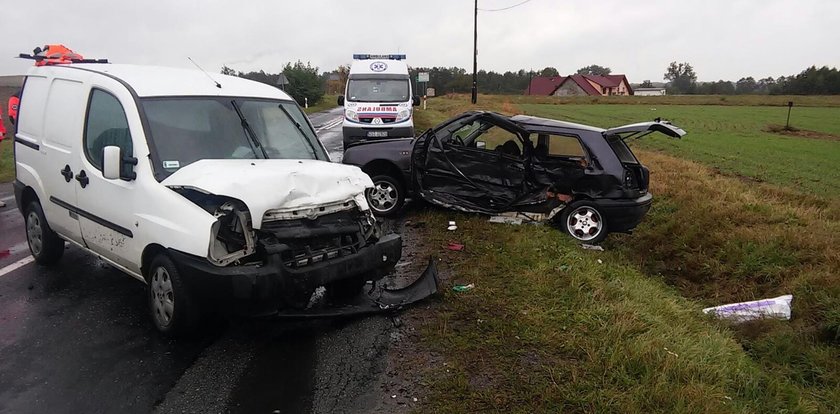 Tragedia na drodze. Kierowca reanimowany prawie godzinę