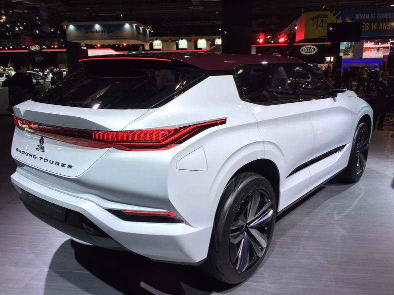 Mitsubishi GT-PHEV Concept