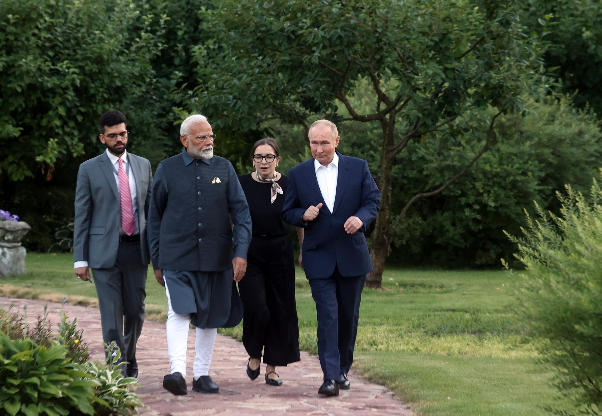 Indický premiér Naréndra Módí na neformálnom stretnutí s ruským prezidentom Vladimírom Putinom.