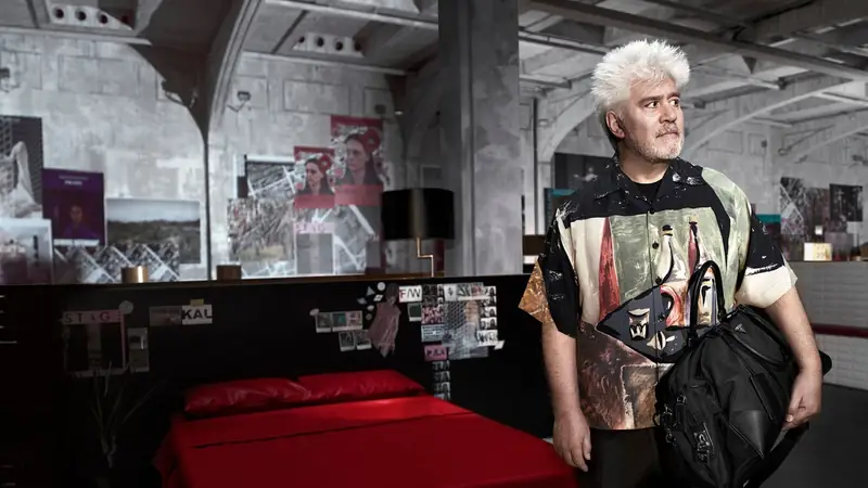 Pedro Almodovar w kampanii Prady