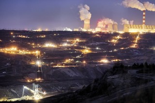 Ruszy finansowa pomoc państwa dla niektórych branż. Sprawdź, kogo dotyczy