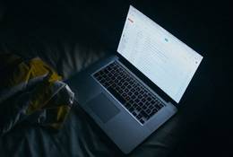 Czym jest spoofing mailowy i dlaczego cyberprzestępcy sięgają po niego coraz częściej?