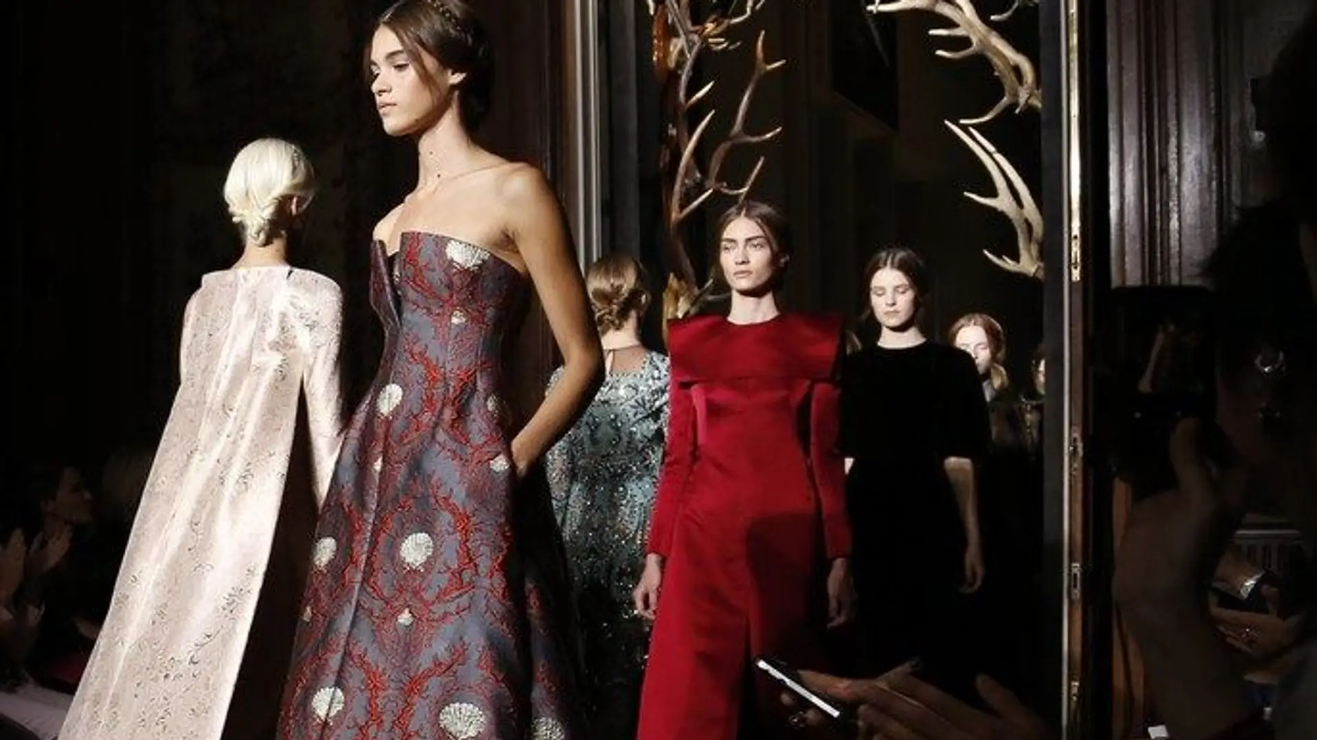 Piękna! Kolekcja Valentino Haute Couture jesień-zima 2013/2014