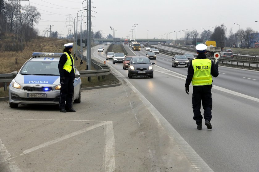 Wzmożone policyjne kontrole na obwodnicy Trójmiasta