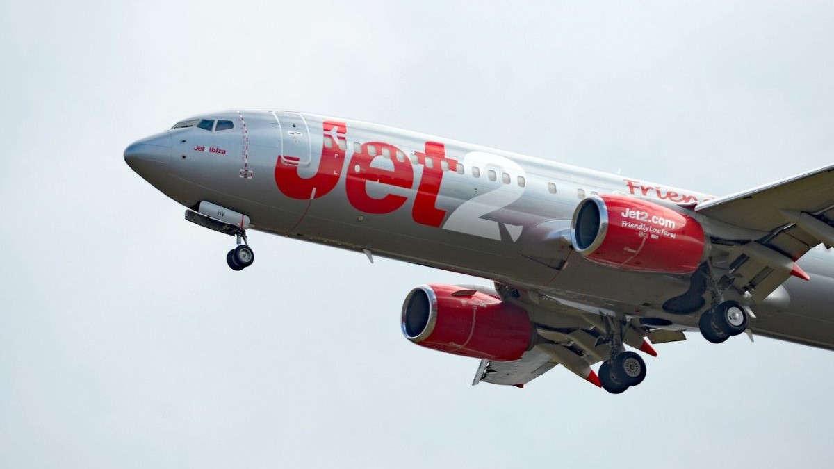 O companie aeriană low-cost a scos peste 100 de scaune dintr-un Boeing 737 și l-a transformat într-o aeronavă de lux, dedicată doar clasei business: „Se simte premium”